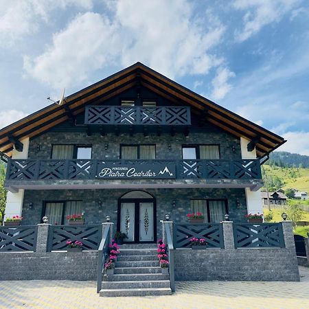 Отель Piatra Codrilor Дорна Арини Экстерьер фото
